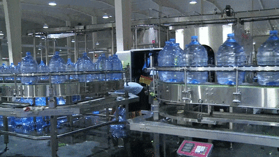 1761801641880258.jpg a.jpg